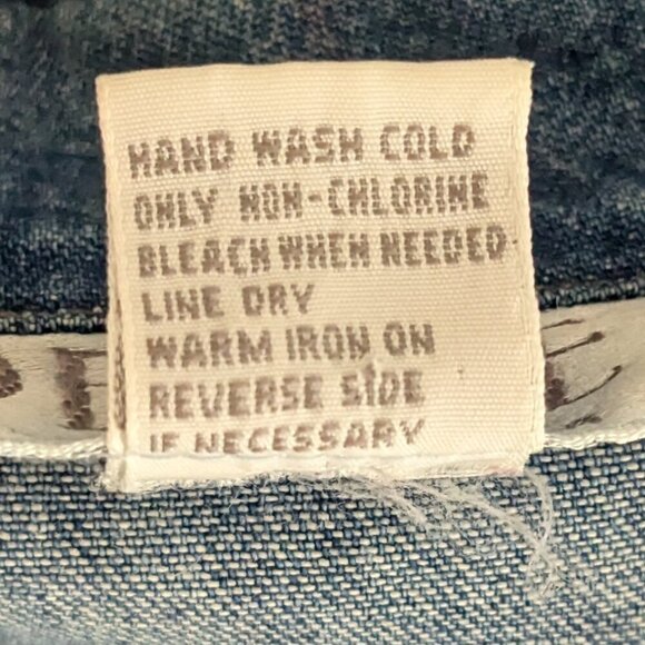 PETITE SOPHISTICATE Blue Denim Jean Jacket w Red Beaded Accents; Size PL - Picture 5 of 5